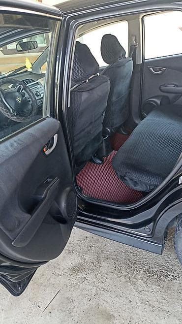 bmw 2015: Honda Fit: 2009 г., 1.5 л, Автомат, Бензин, Хэтчбэк — 4