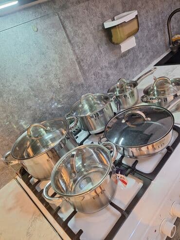 набор сковородок: Набор. 6 шт. 1. Кастрюля 6,5 литра. Диаметр 24 см. 2. Кастрюля 3,9 — 2