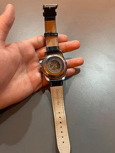 Аксессуары: Часы Tissot с автоподзаводом, классический стиль - Корпус из — 5