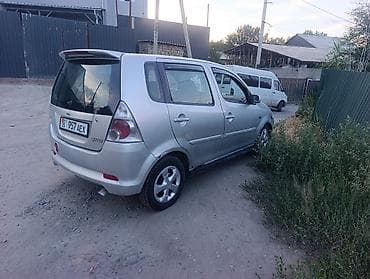 step 2: Daihatsu YRV: 2002 г., 1.3 л, Автомат, Бензин, Хэтчбэк — 3