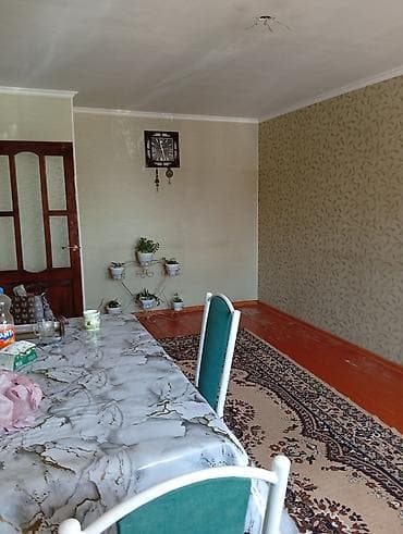 дом в калесах: 3 комнаты, 50 м², 104 серия, Евроремонт — 1