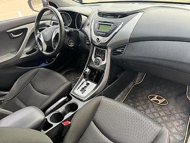 не агентство: Hyundai Avante: 2012 г., 1.5 л, Автомат, Бензин, Седан — 6