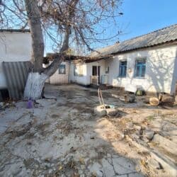 продаю гостиничный дом тип бишкеке: Времянка, 55 кв. м, 3 бөлмө, Менчик ээси, Эски ремонт — 2