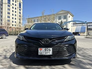 Toyota Camry: 2018 г., 2.5 л, Автомат, Бензин, Седан
