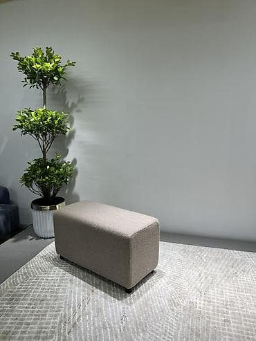 Пуф-банкетка прямоугольная, современный минимализм - Форма