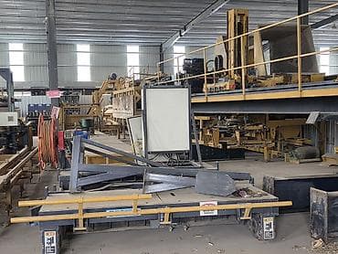 поддоны: Линия по производству бетонных блоков BESSER Промышленный вибропресс — 9