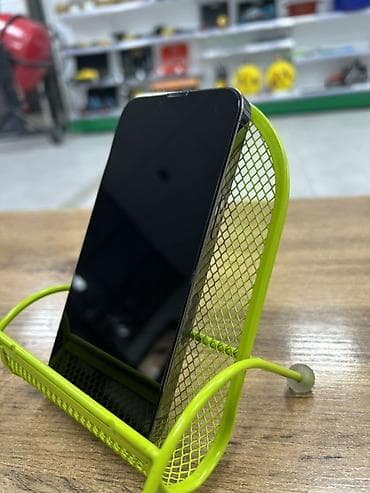 iphone 11 white: IPhone 13 Pro, Б/у, 128 ГБ, Графит, 88 % — 4