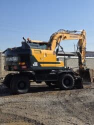мини трактора из японии бу: Экскаватор, Hyundai, 2020 г., Колесный — 1