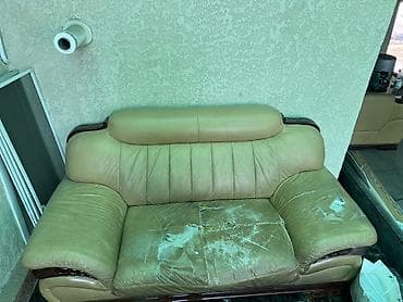 стол офисное кресло: Прямой диван — 4