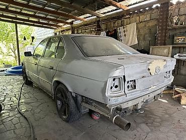дамкрат авто: BMW 5 series: 1990 г., 2 л, Механика, Бензин, Седан — 5