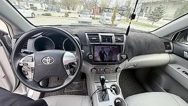 imac 2011: Toyota Highlander: 2013 г., 3.5 л, Вариатор, Гибрид, Внедорожник — 7