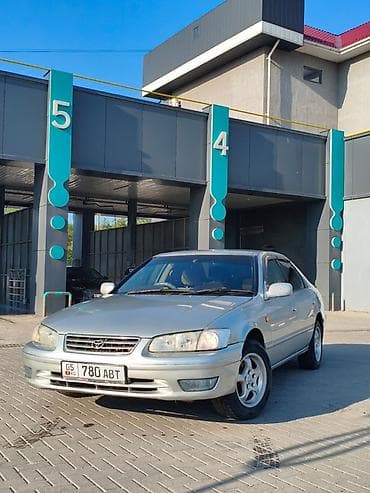 m5 f 90: Toyota Camry: 1999 г., 2 л, Автомат, Газ, Седан — 3
