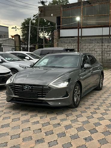 Hyundai Sonata: 2021 г., 2 л, Автомат, Бензин, Седан