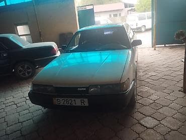 subaru outback 2017: Mazda 626: 1991 г., 2 л, Механика, Бензин, Седан — 6