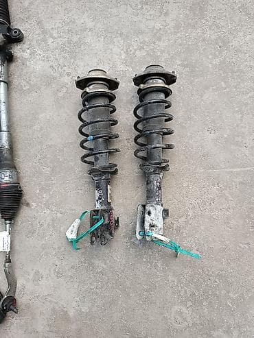 suzuki: Комплект амортизаторов Toyota Б/у, Оригинал, Япония — 1