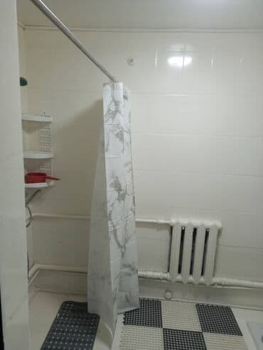 сдаю комнату с подсилением: 3 комнаты, Собственник, С подселением, С мебелью частично — 3