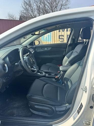 кузов на пассат: Kia K3: 2019 г., Седан — 7