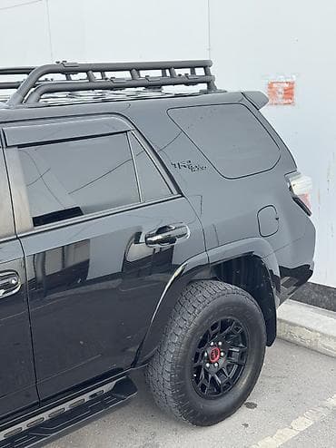 sg 9: Toyota 4Runner: 2021 г., 4 л, Автомат, Бензин, Внедорожник — 5