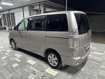 Voyah: Toyota Voxy: 2003 г., 2 л, Автомат, Бензин, Минивэн at lalafo.kg — 10 Voyah: Toyota Voxy: 2003 г., 2 л, Автомат, Бензин, Минивэн — 10