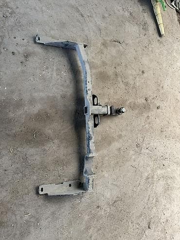 lexus e: Фаркоп Для легковых авто Lexus, Б/у, Самовывоз — 1