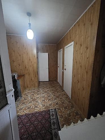 подвижной дом: Продаётся одноэтажный жилой дом с придомовым участком. Характеристики — 9