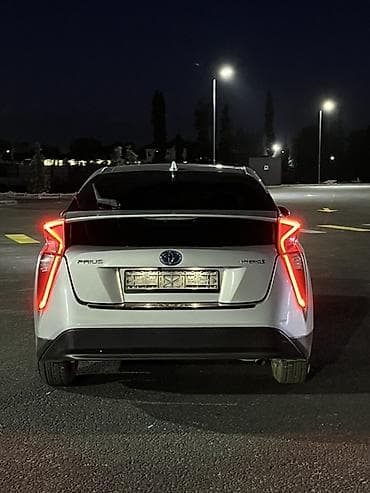 кредит на электромобиль бишкек: Toyota Prius: 2016 г., 1.8 л, Автомат, Гибрид, Лифтбек — 3