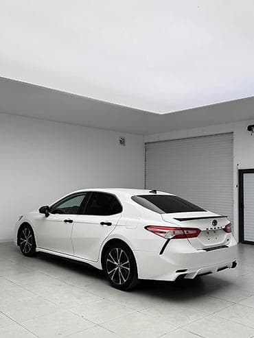 тае: Toyota Camry: 2020 г., 2.5 л, Автомат, Бензин, Седан — 5