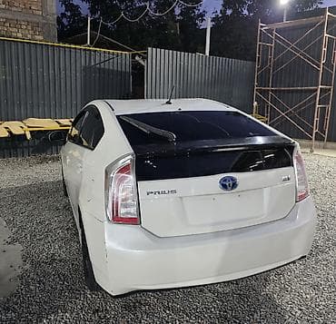 jac 9: Toyota Prius: 2015 г., 1.8 л, Вариатор, Гибрид, Хэтчбэк — 6