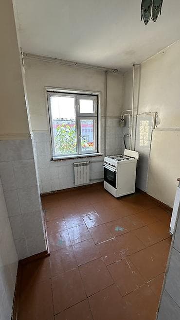 Кыймылсыз мүлк: 2 бөлмө, 65 м², Төлөйкөн мкр., 105-серия, 4 кабат, Ремонт талап кылынат — 5