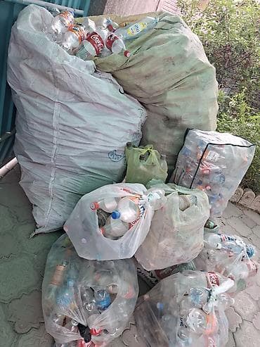 куски от кантейнера: Прием пластика, 1 - PET/PETE (ПЭТФ) — 3