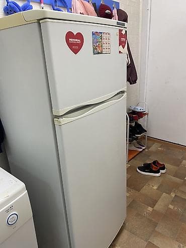 холодильник шоковой заморозки: Холодильник Atlant, Б/у, Двухкамерный — 1