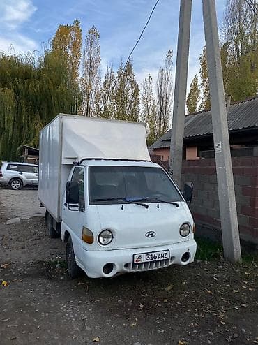 Легкий грузовик, Hyundai, Стандарт, 3 т, Б/у at lalafo.kg Легкий грузовик, Hyundai, Стандарт, 3 т, Б/у