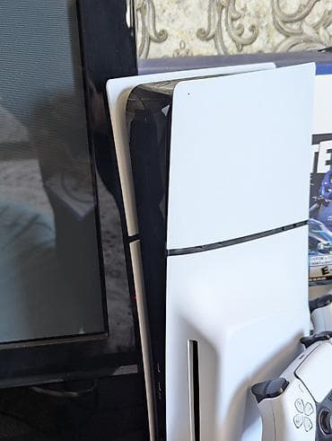 Продаю свою Соньку PS 5 slim 1Tb В идеальном состоянии,пользовались — 2