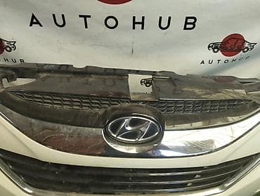 step: Решетка радиатора Hyundai 2010 г., Б/у, Оригинал — 1
