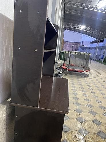 угловой компьютерный стол с надстройкой: Компьютерный стол с надстройкой (темный венге) - Просторная — 4