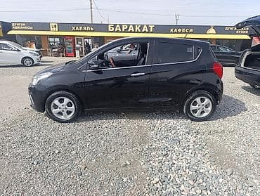 sprinter classic: Chevrolet Spark: 2016 г., 0.1 л, Вариатор, Бензин, Хэтчбэк — 2