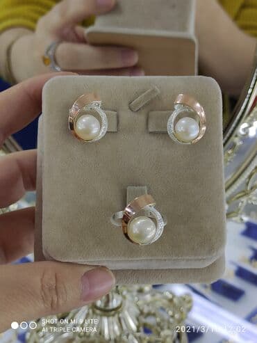 эксклюзивные свадебные пригласительные: Жемчуг Серебро напыления золото 925 пробы Размеры имеются Есть — 1