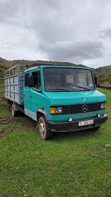 Жүк ташуучу унаа, Mercedes-Benz, Дубль, 6 т, Колдонулган — 2