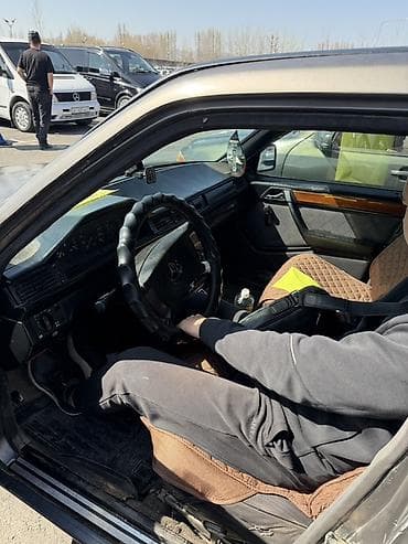 мерседес сла: Mercedes-Benz W124: 1989 г., Ручные, Седан — 1