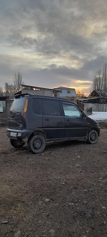 ижара авто: Daihatsu Move: 2001 г., 0.1 - engine capacity л, Механика, Бензин, Вэн/Минивэн — 2