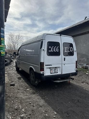 аккумуляторы для детских машин: Грузовой фургон Ford Transit (длинная база, высокий кузов) - Кузов — 4
