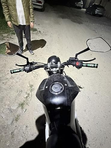 электрические мото: Уличный мотоцикл (нейкед) черно‑белого цвета - Двигатель — 7