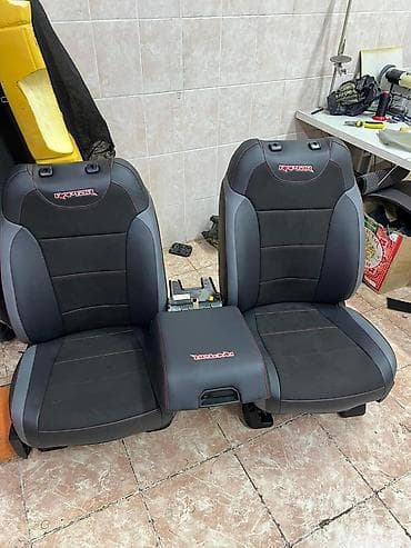 Чехолдор Алькантара, түсү - Кара, Ford, Жаңы, Өзү алып кетүү