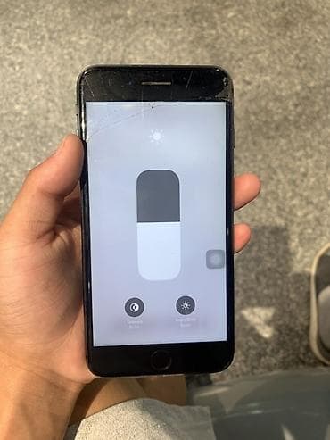 iphone xc: IPhone 8 Plus, Б/у, 64 ГБ, Черный, Кабель, 80 % — 5