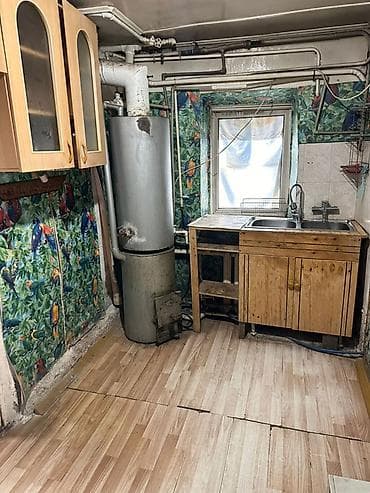 хрущева: 3 комнаты, 70 м², Косметический ремонт — 5