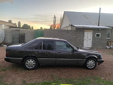 b v d: Mercedes-Benz W124: 1992 г., 2.3 л, Автомат, Бензин, Седан — 3