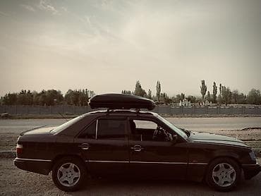 купить мерс с: Mercedes-Benz W124: 1993 г., 3.2 л, Механика, Бензин, Седан — 5