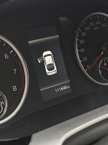 mercedes e200: Kia K5: 2021 г., 2 л, Газ — 10