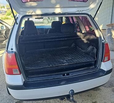 купить колесный экскаватор бу: Volkswagen Golf: 2003 г., 2 л, Механика, Газ, Универсал — 3