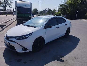 Toyota Corolla: 2017 г., 1.8 л, Автомат, Гибрид, Седан — 4
